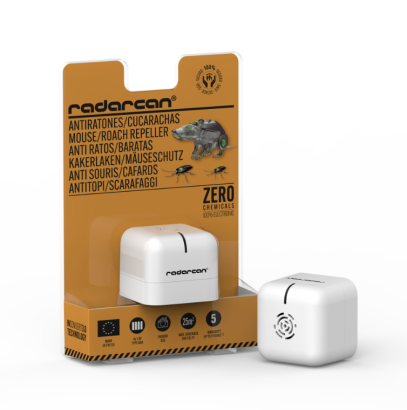 M&uacute;saf&aelig;la H&aacute;t&iacute;&eth;nif&aelig;la 4x AAA 25fm