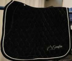 Undirdýna hnakk Flauel svört